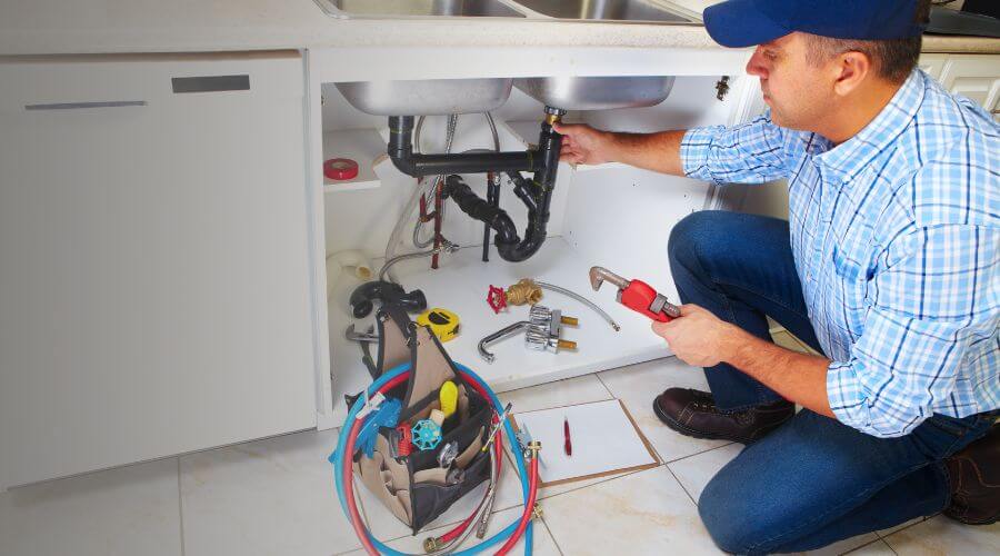 Professional water heater repair in Saratoga, TX
